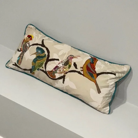 🦜 Accent Pillow with Birds - Picture 2 of 6